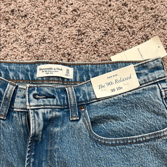 Abercrombie & Fitch Blue 90s Relaxed Jeans - Picture 2 of 5